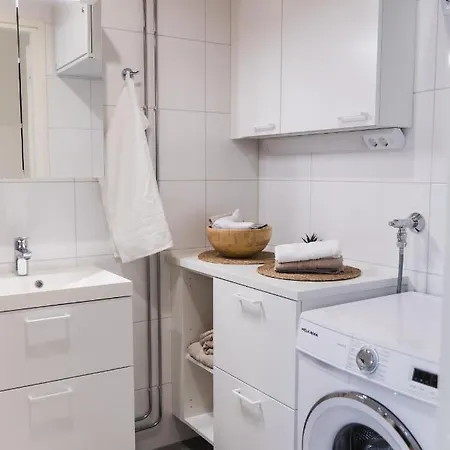 Quality With Sauna - 2 Bedrooms - Brand New 2022 *