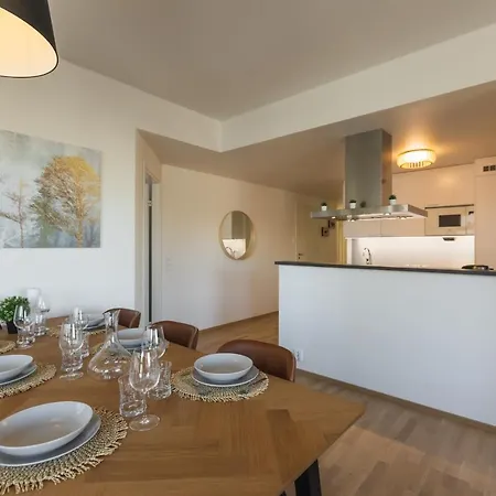 Quality With Sauna - 2 Bedrooms - Brand New 2022 Apartment *